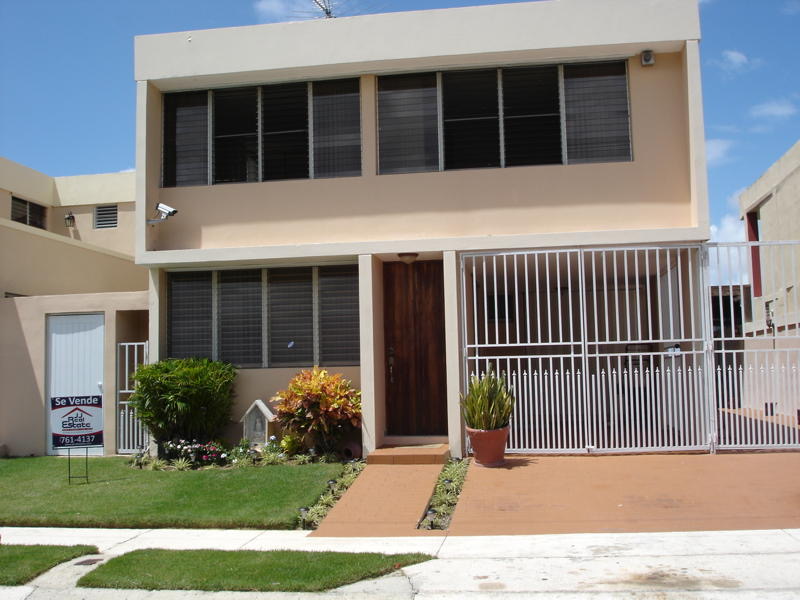 URB. VILLAS DE CARRAIZO – TRUJILLO ALTO ( VENDIDA )